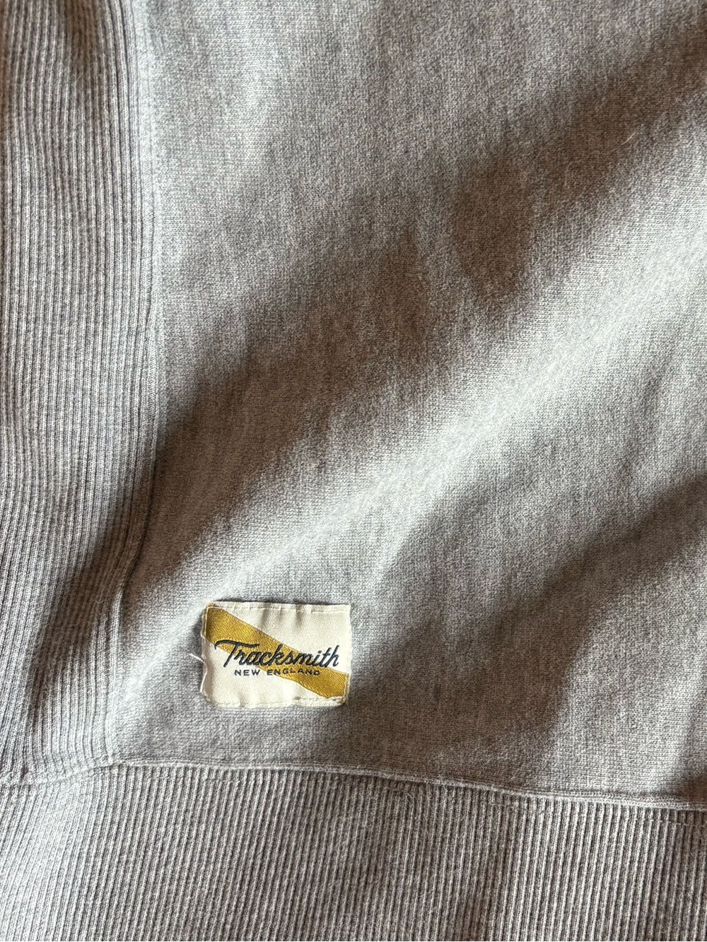 Tracksmith men’s crewneck sweatshirt! - Picture 3 of 5